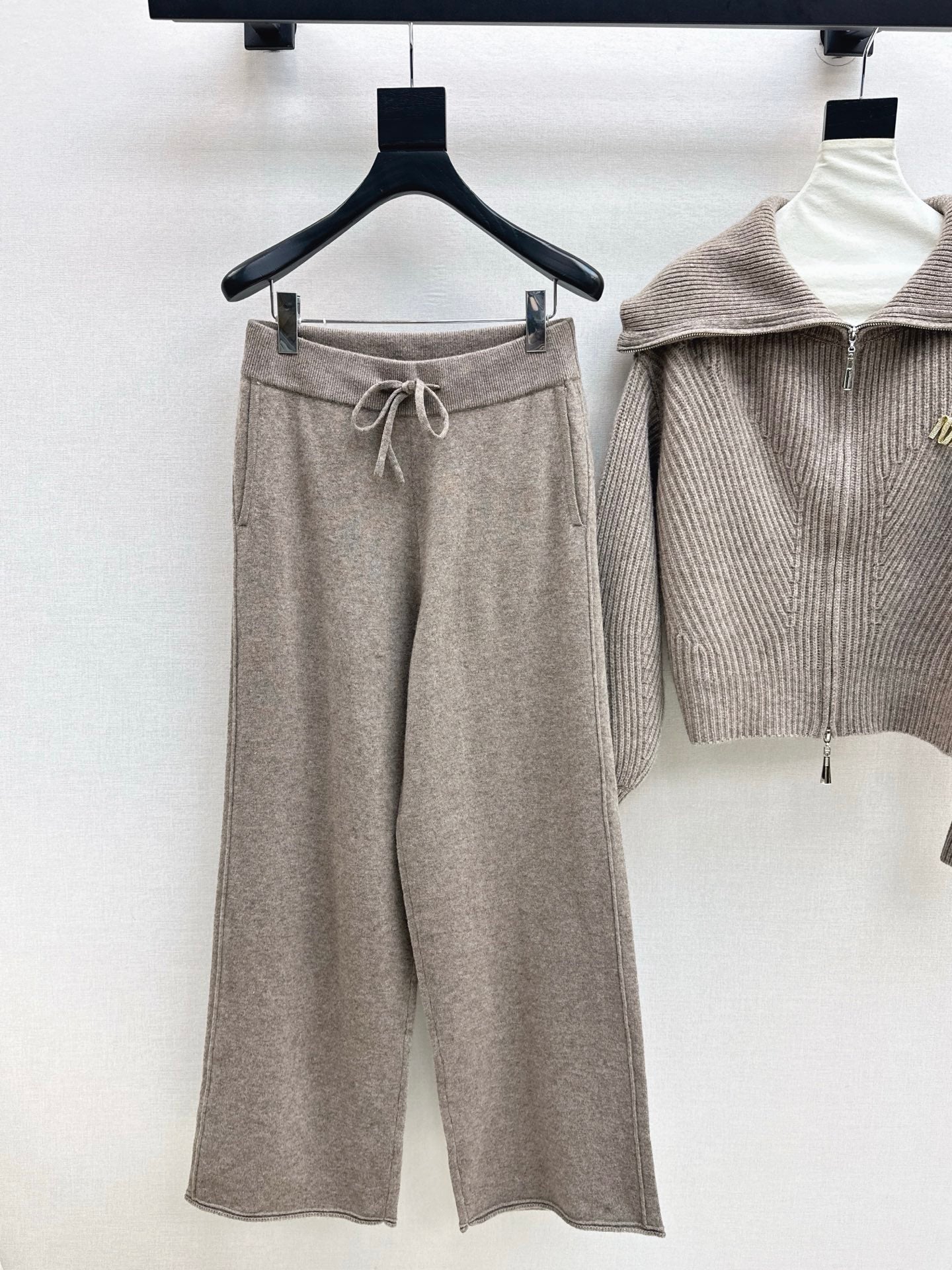 Max 25fw wool jacket pants set