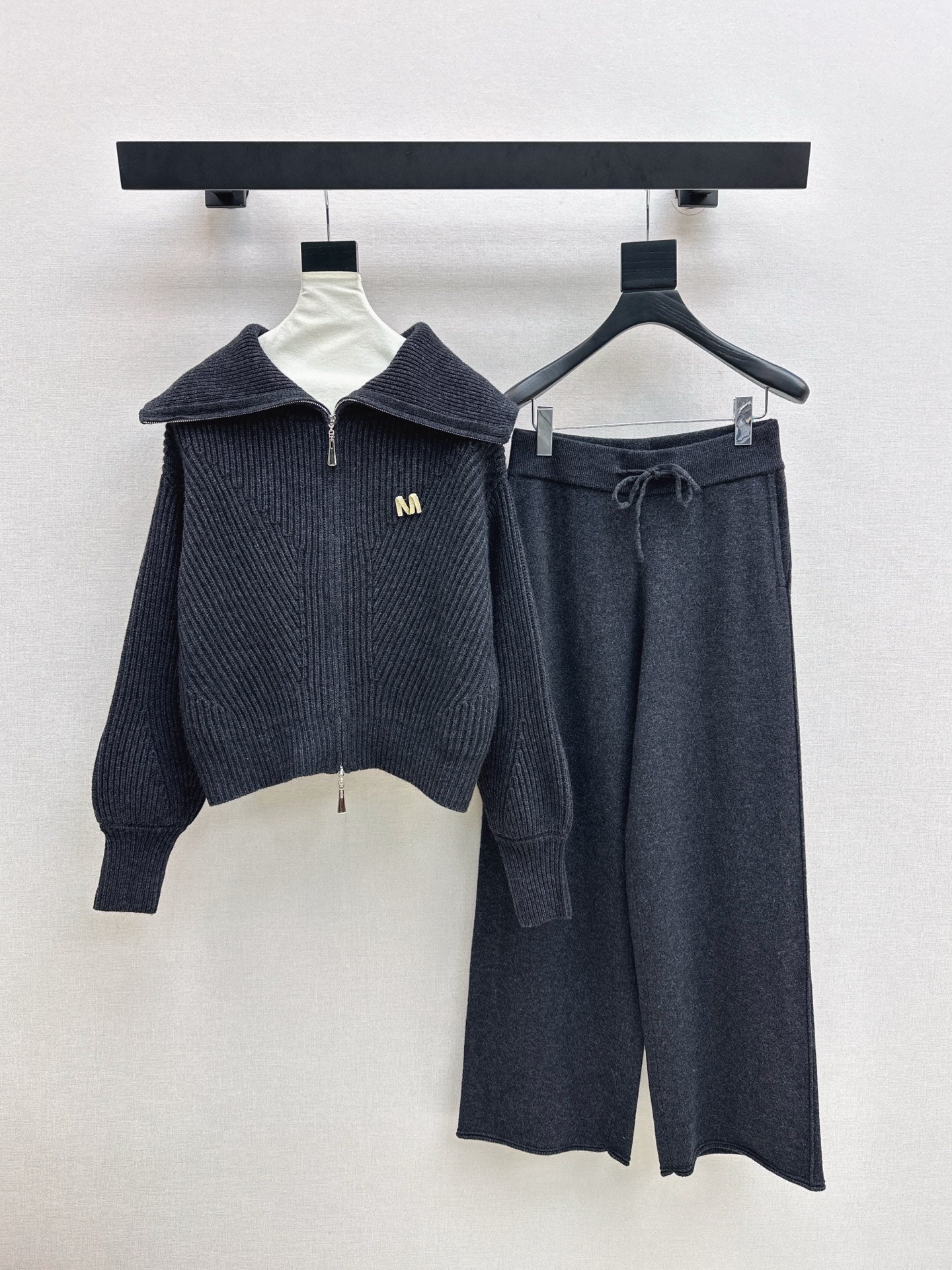 Max 25fw wool jacket pants set