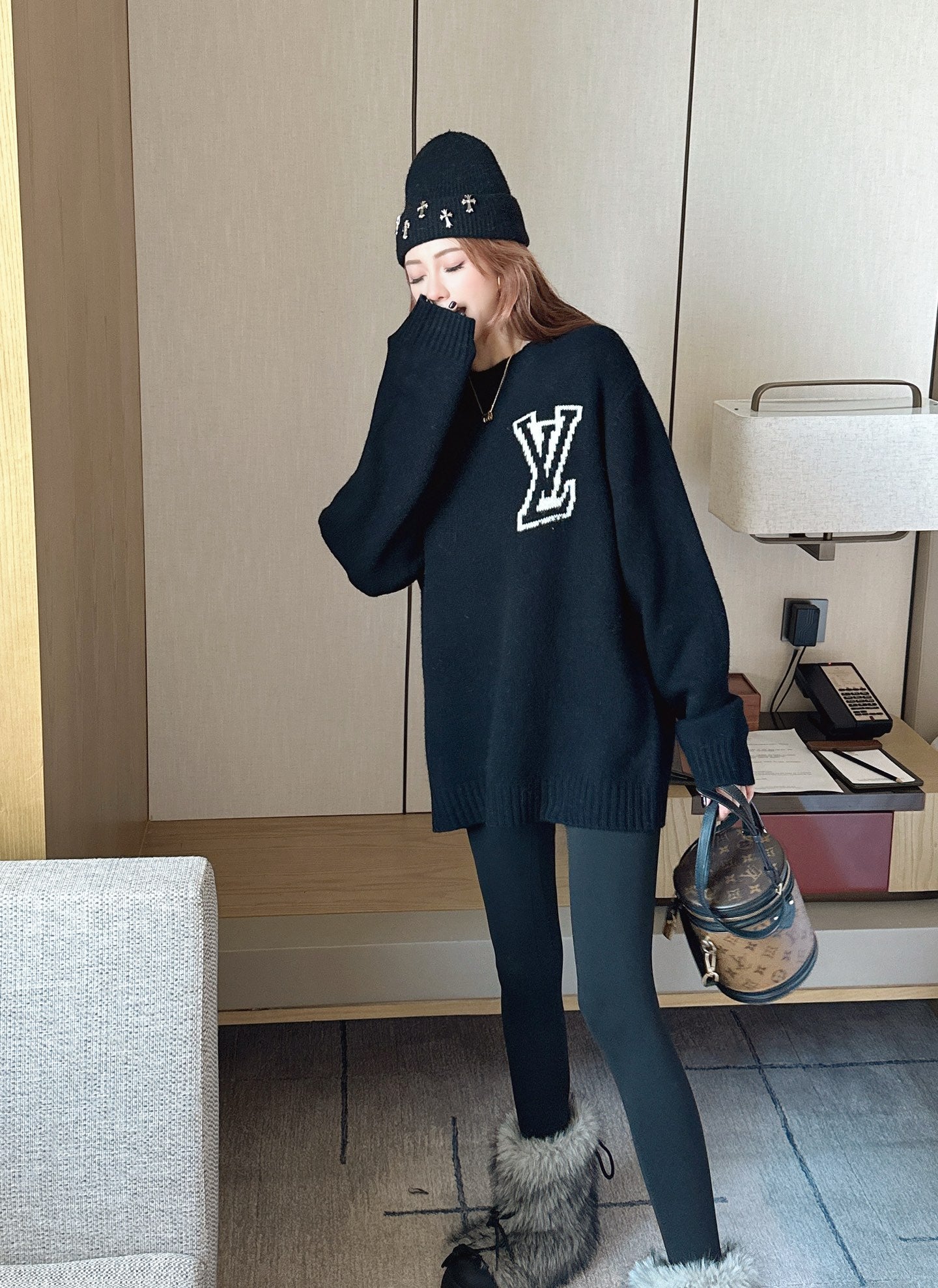 Loui 25fw jacquard sweater