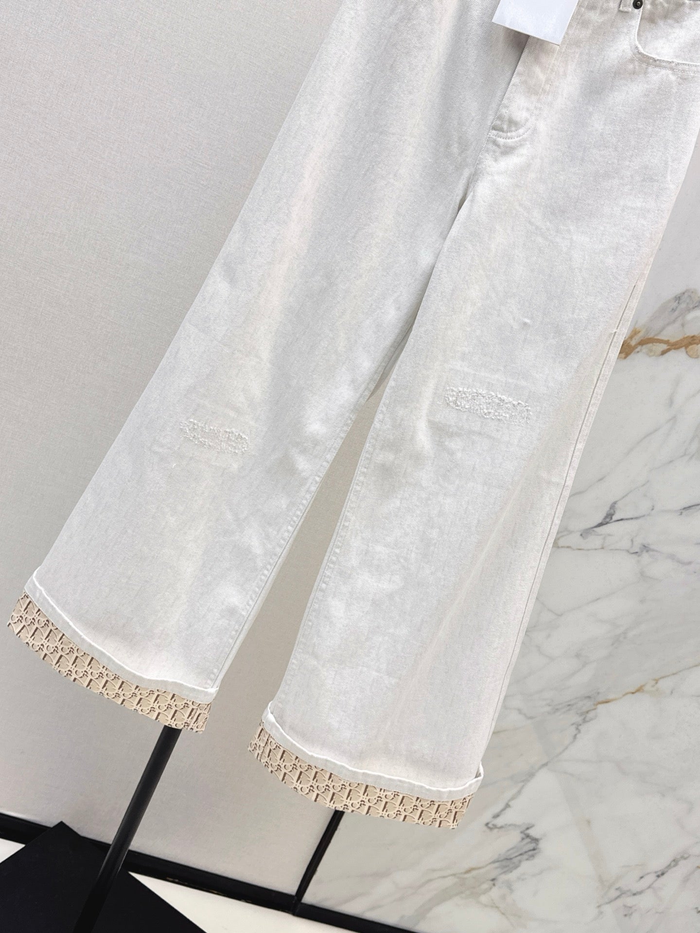 CD 25fw straight jeans