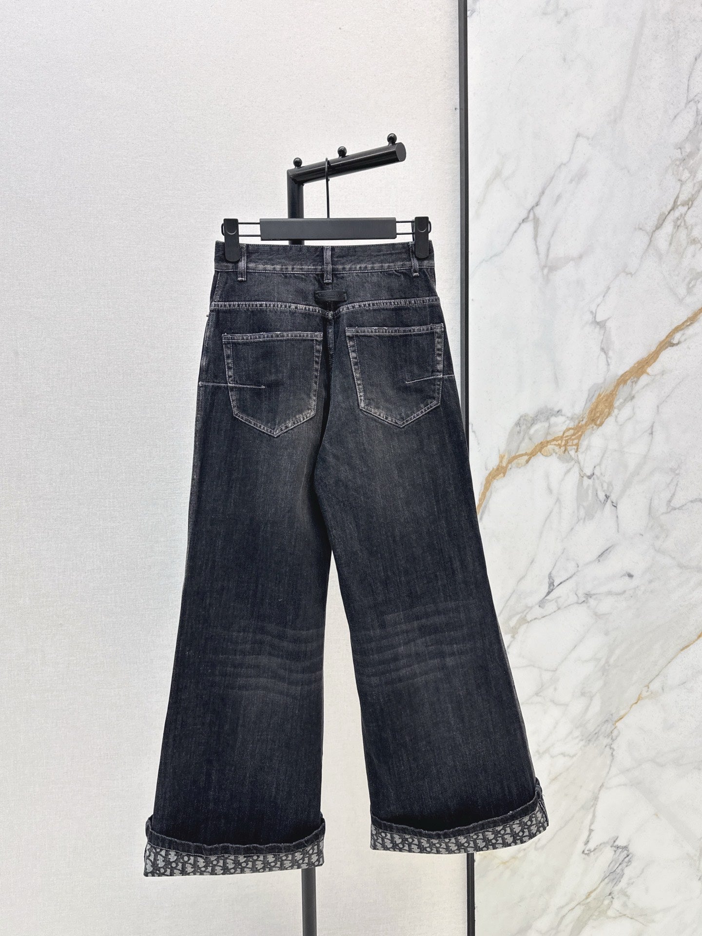 CD 25fw straight jeans