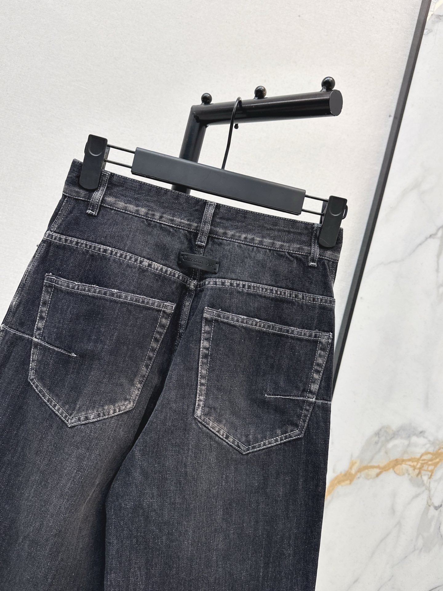 CD 25fw straight jeans