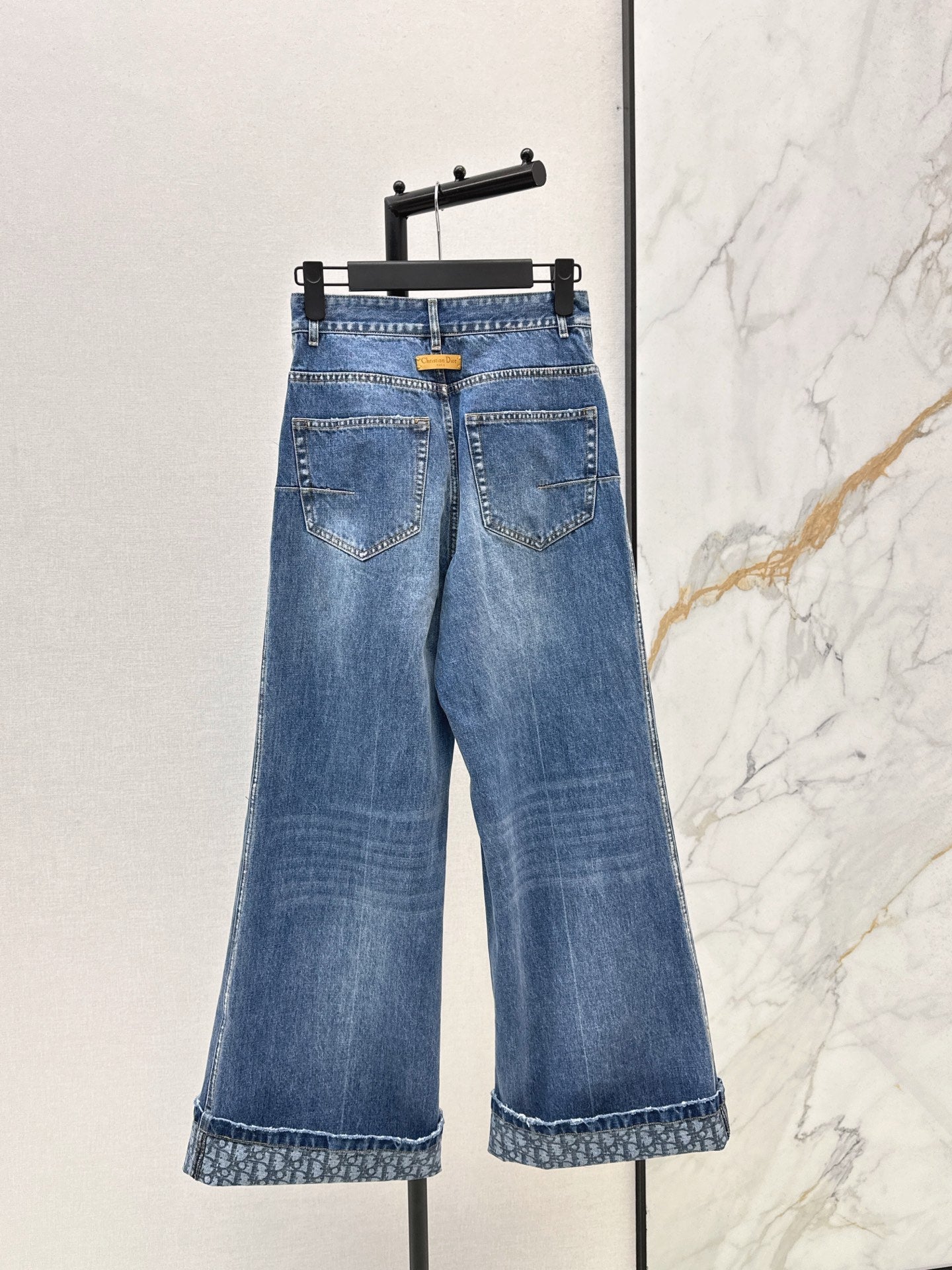 CD 25fw straight jeans