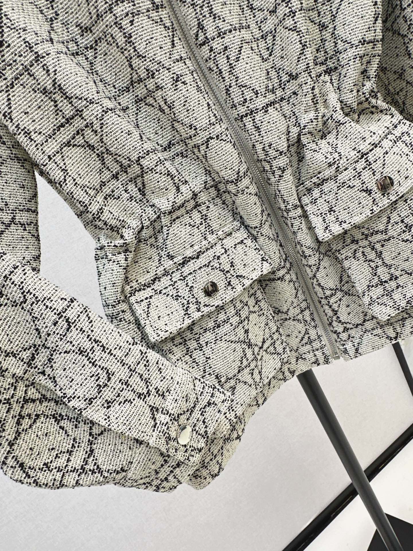 CD 25fw hooded jacket