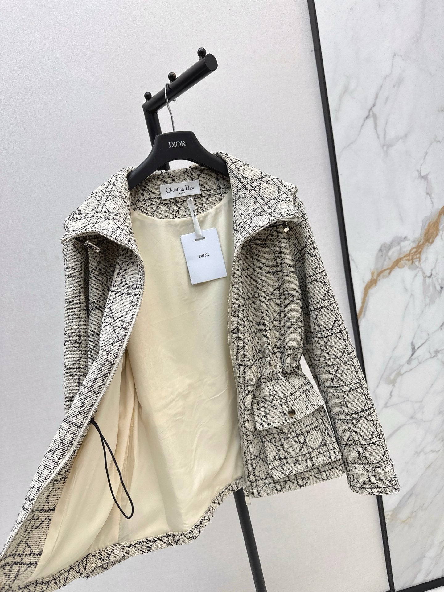 CD 25fw hooded jacket