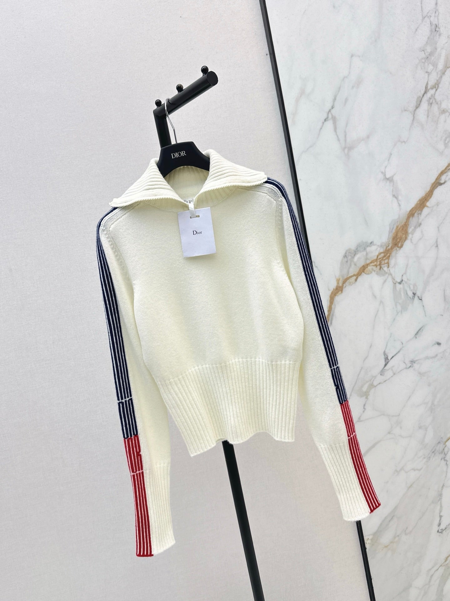 CD 25fw knit sweater
