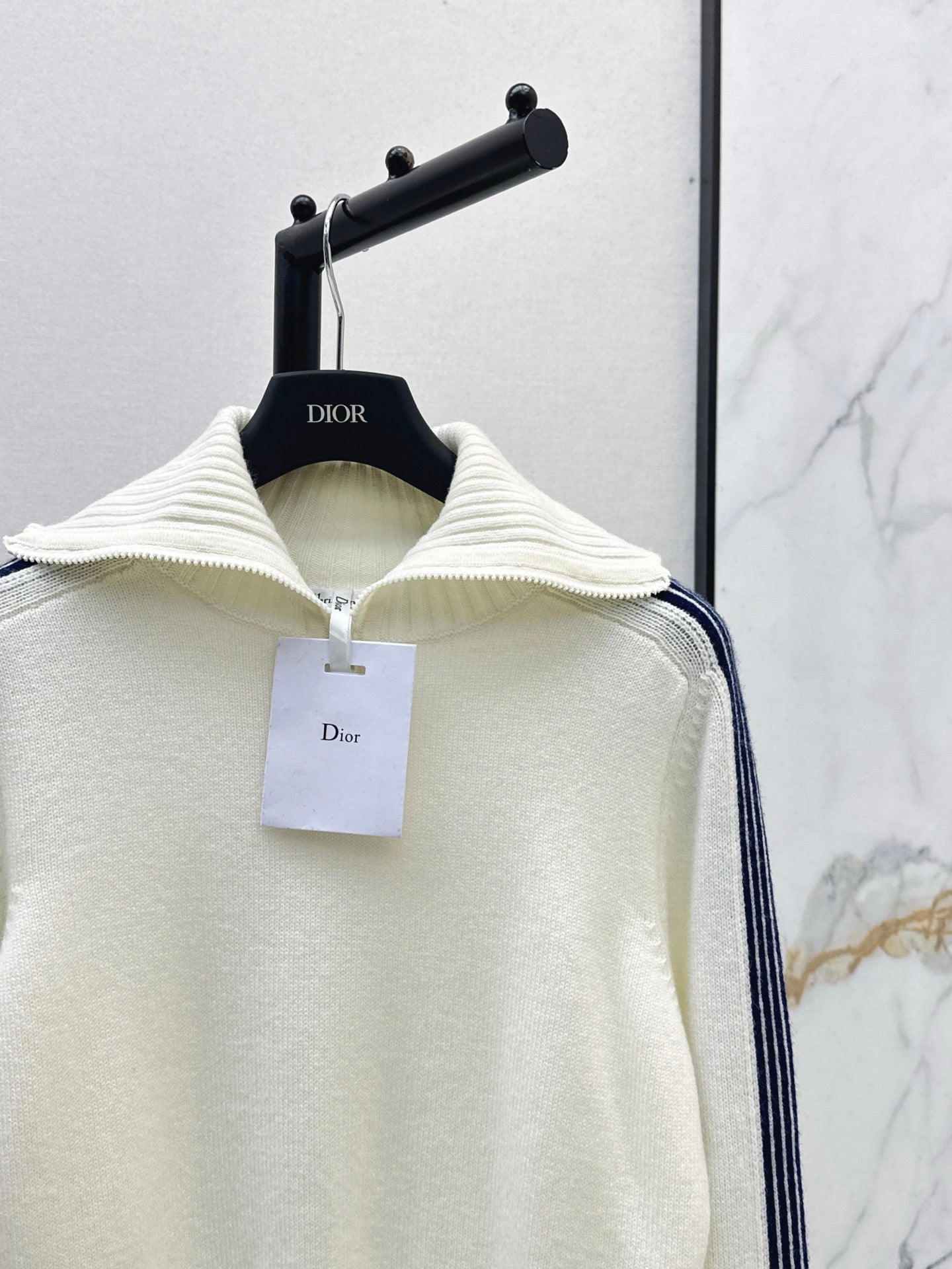 CD 25fw knit sweater