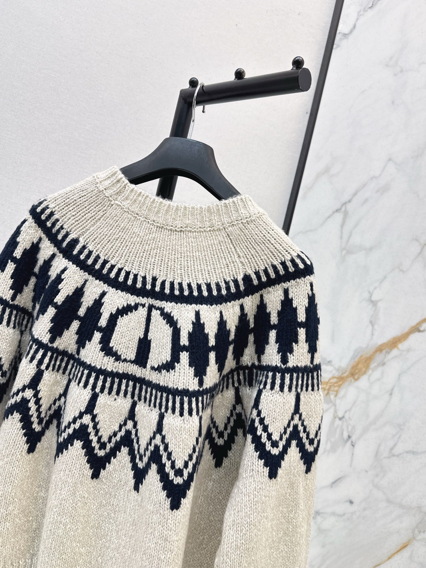 CD 25fw knitted sweater