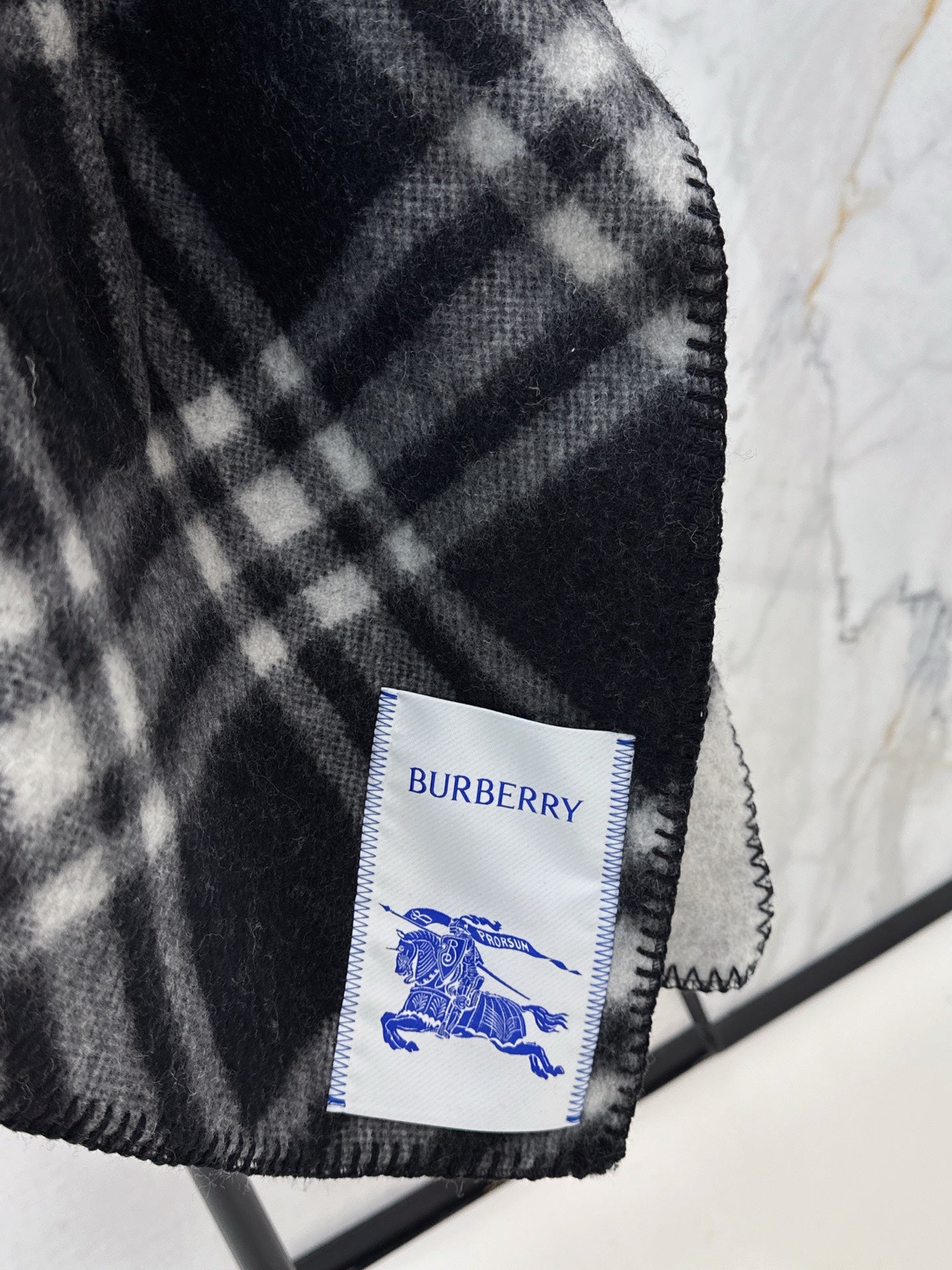 Bur 25fw hooded cape