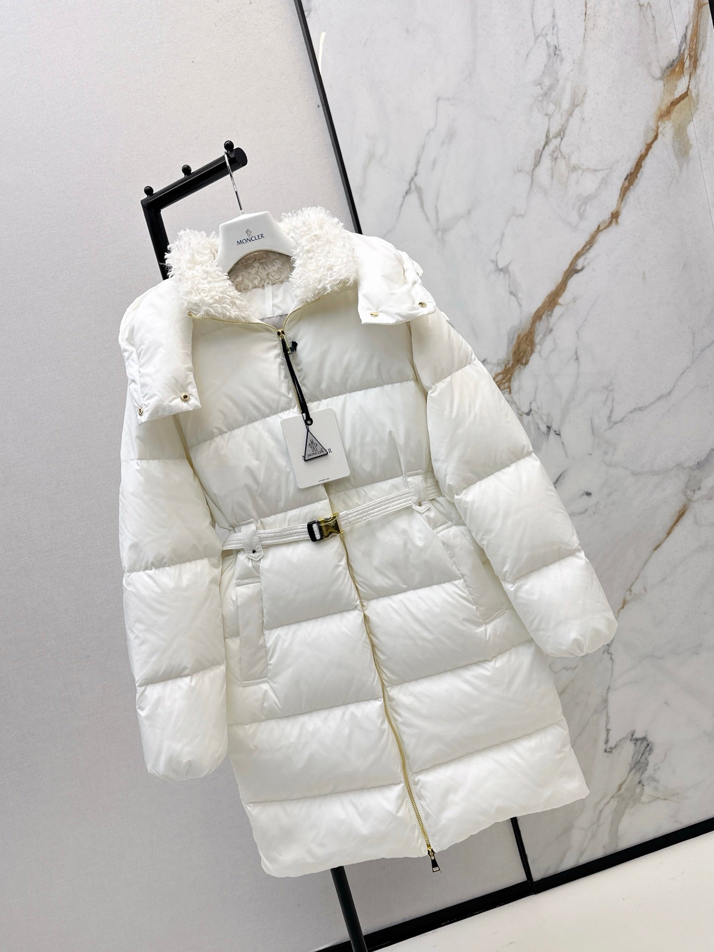 Monc 25fw down jacket