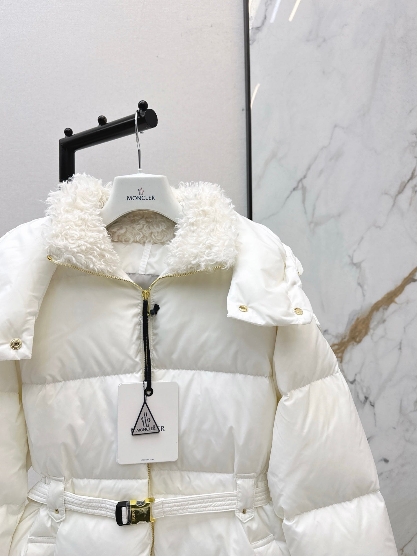 Monc 25fw down jacket