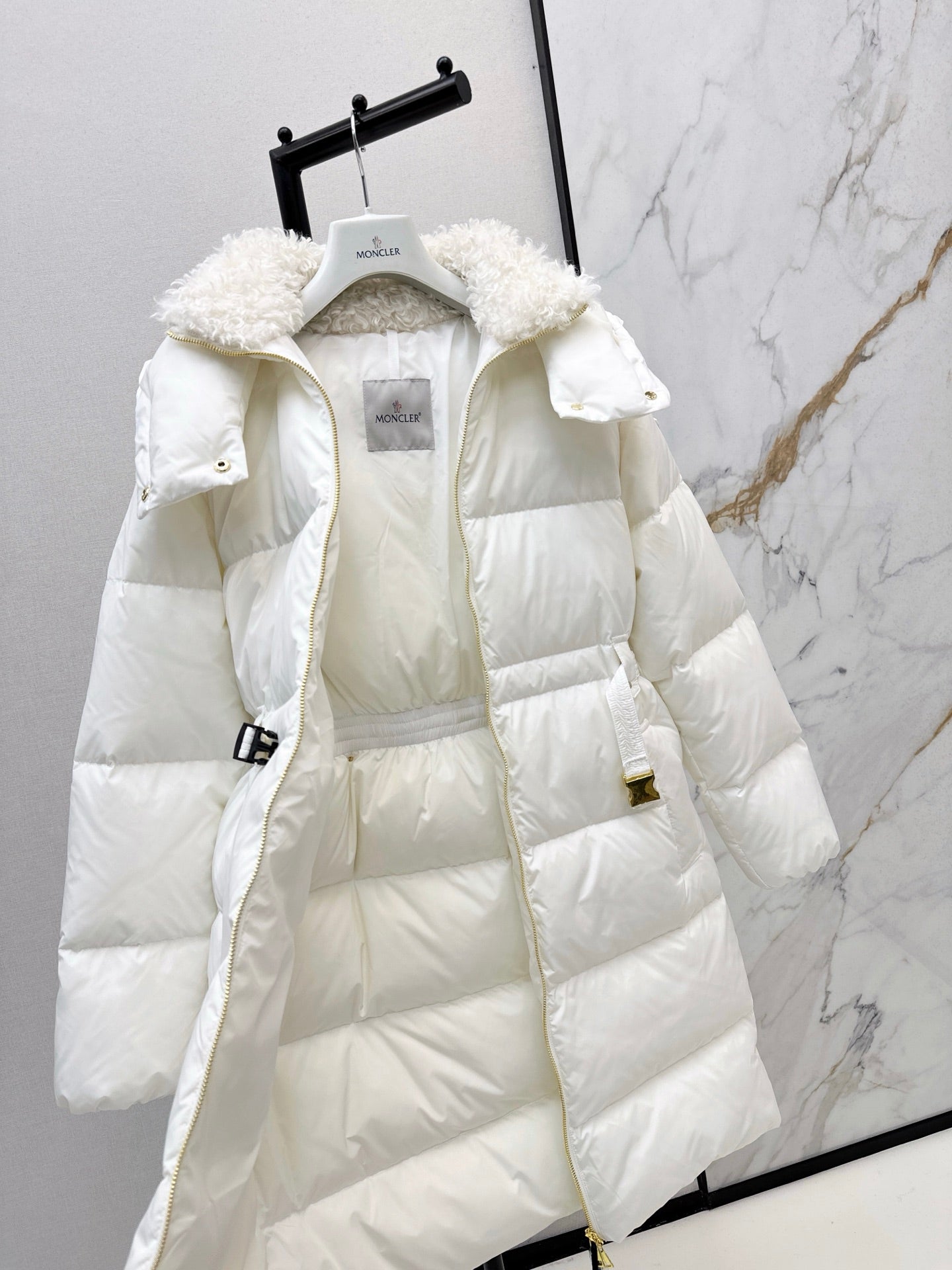 Monc 25fw down jacket