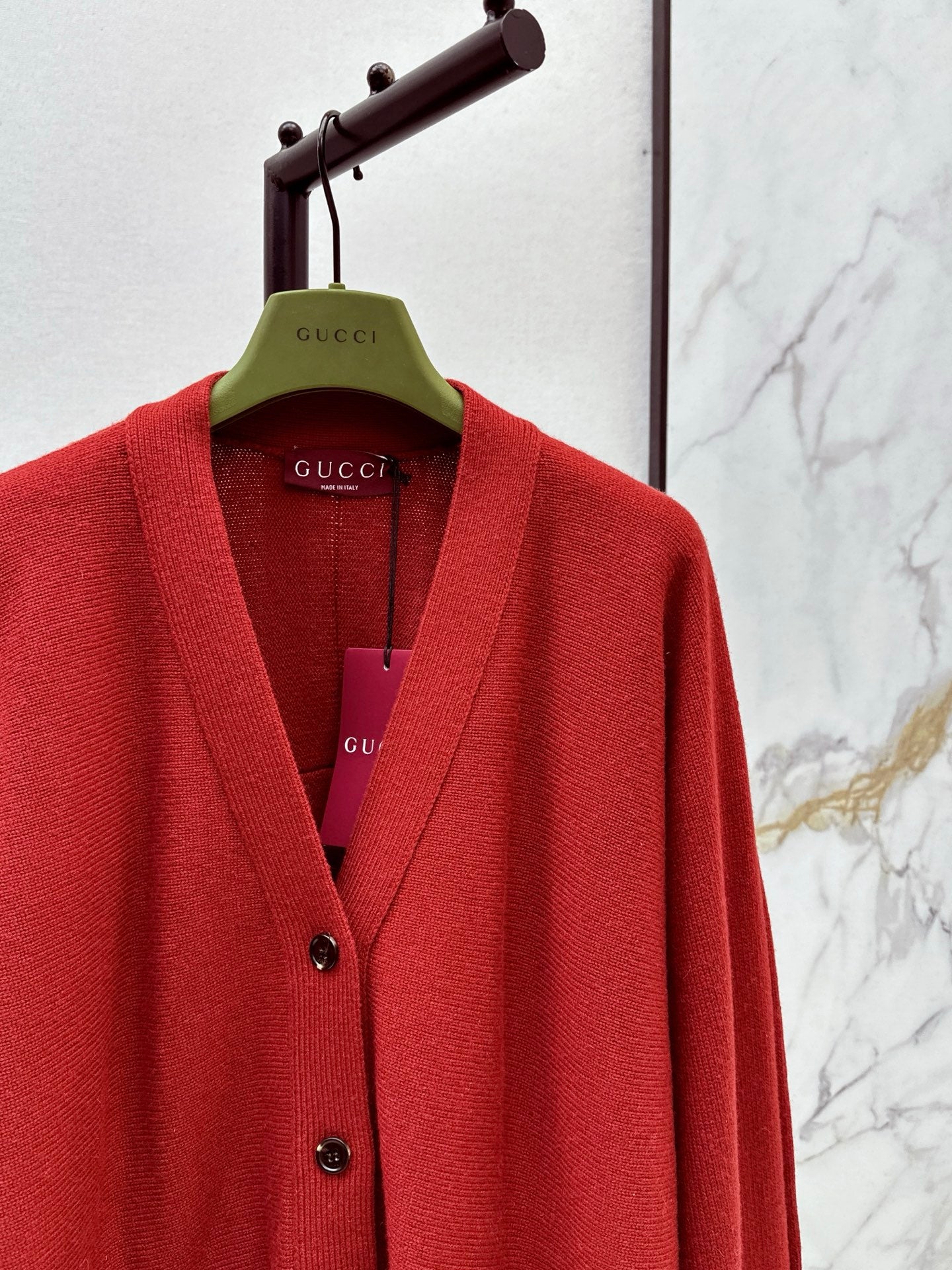 Guc 25fw knit cardigan