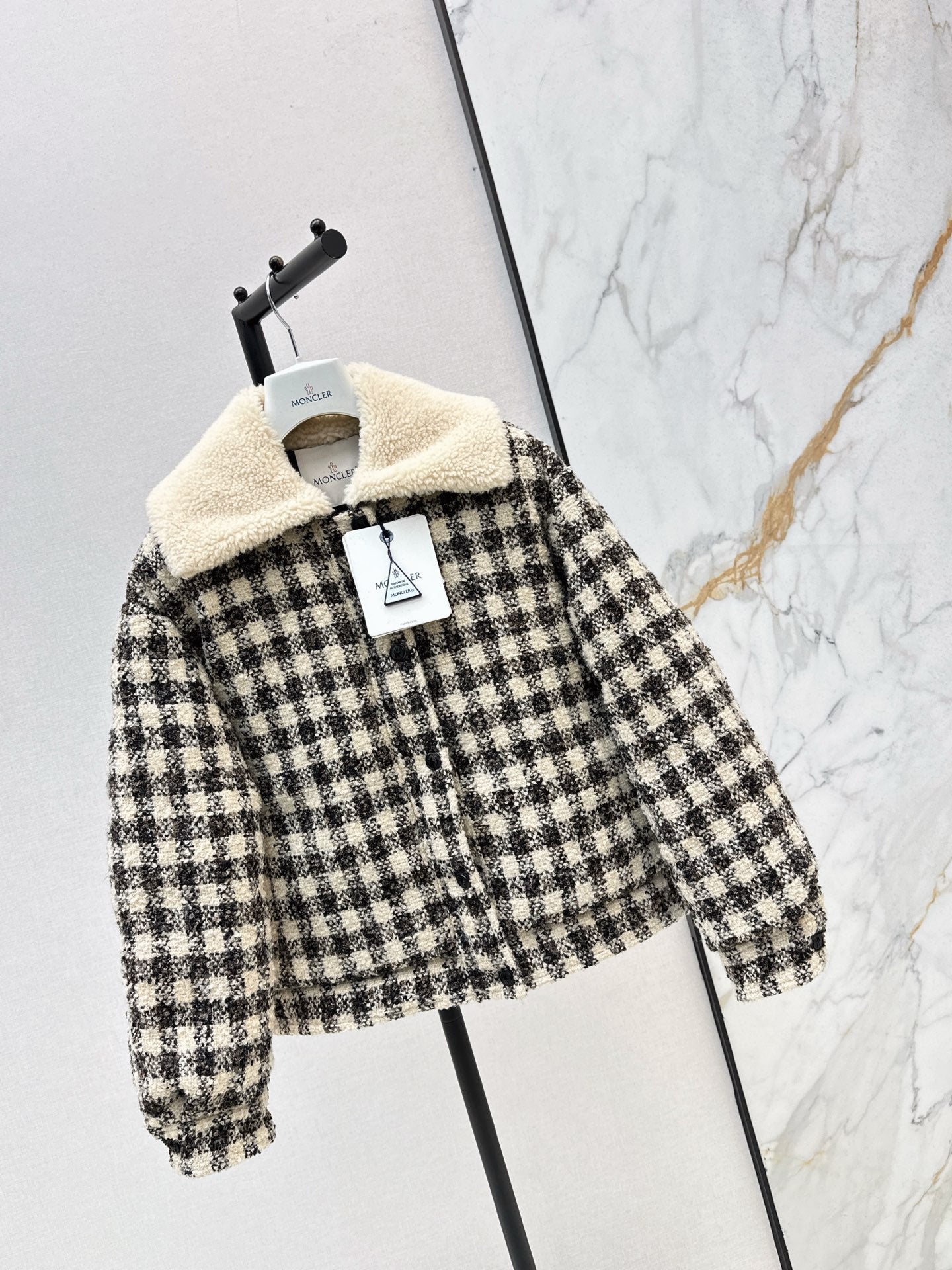 Monc 25fw  down jacket