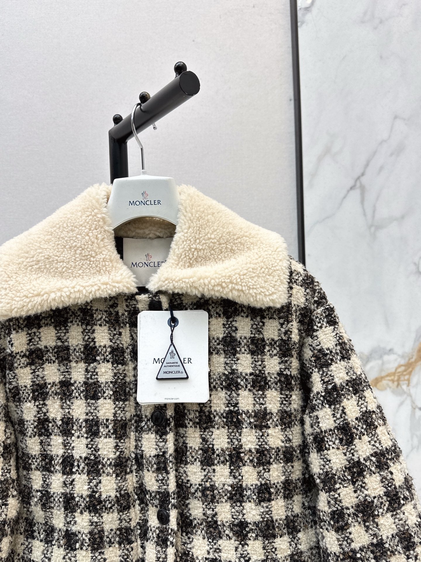 Monc 25fw  down jacket