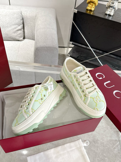 Guc thick soled canvas shoes