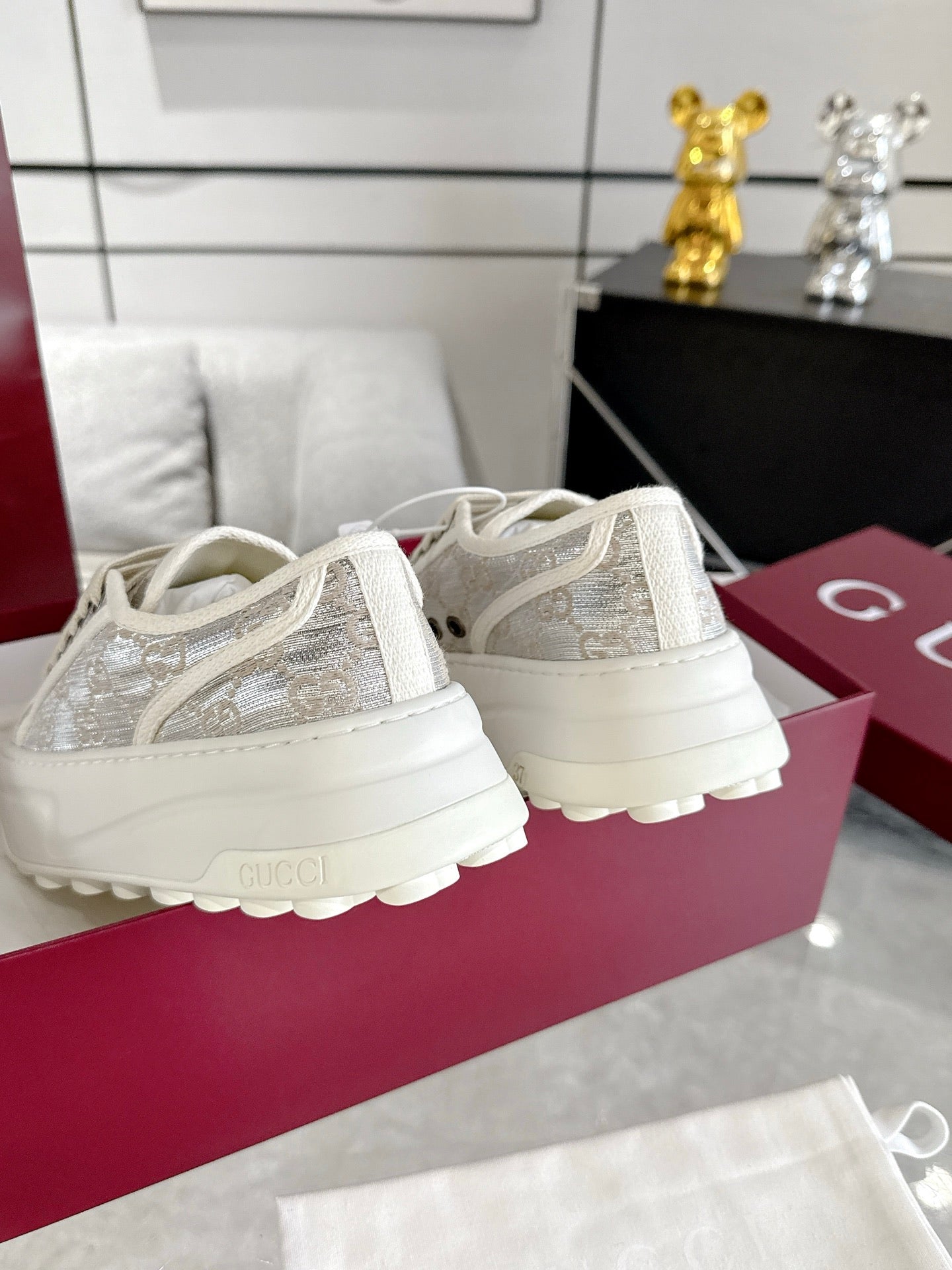 Guc thick soled canvas shoes