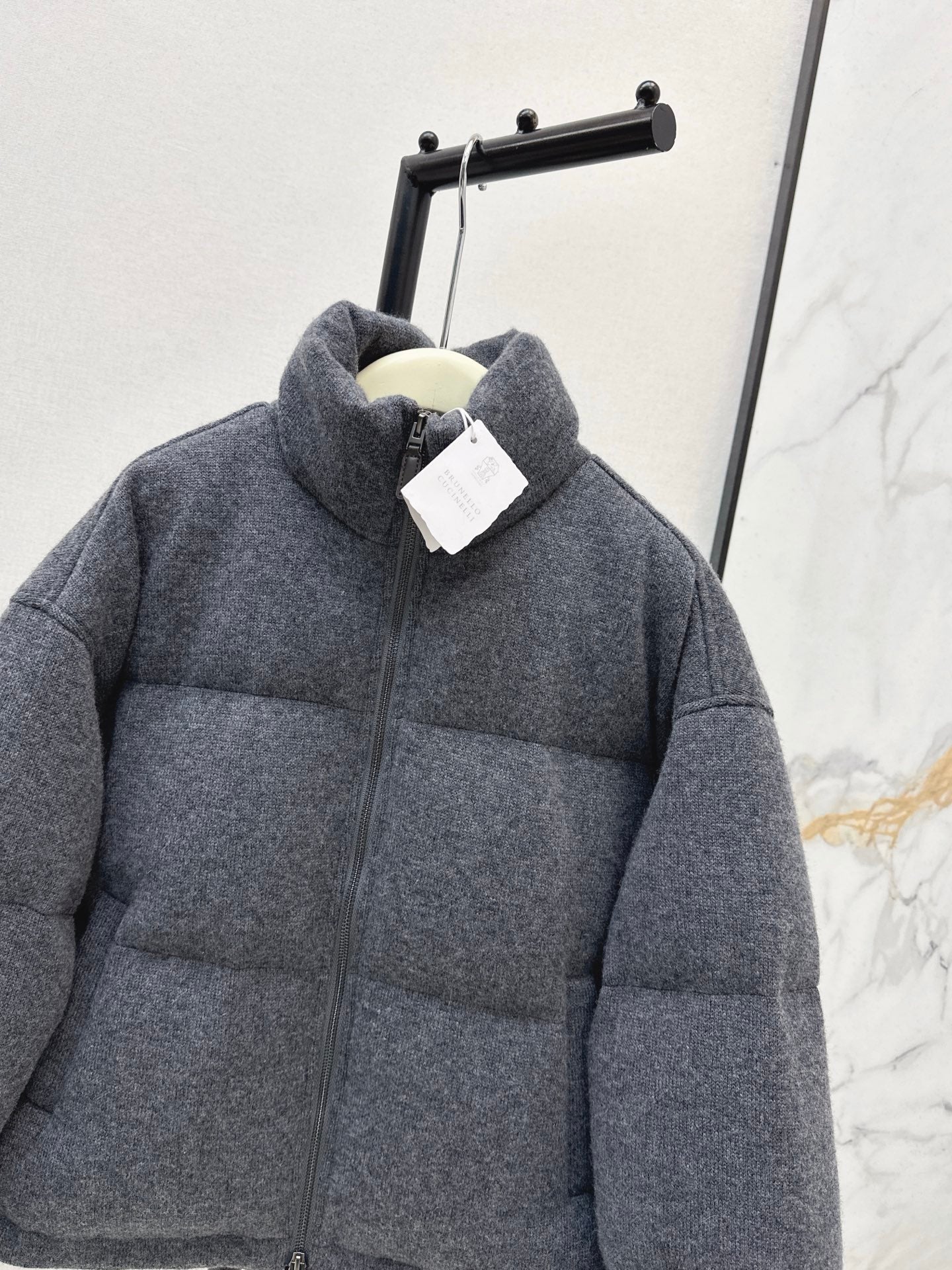 Brun 25fw down jacket