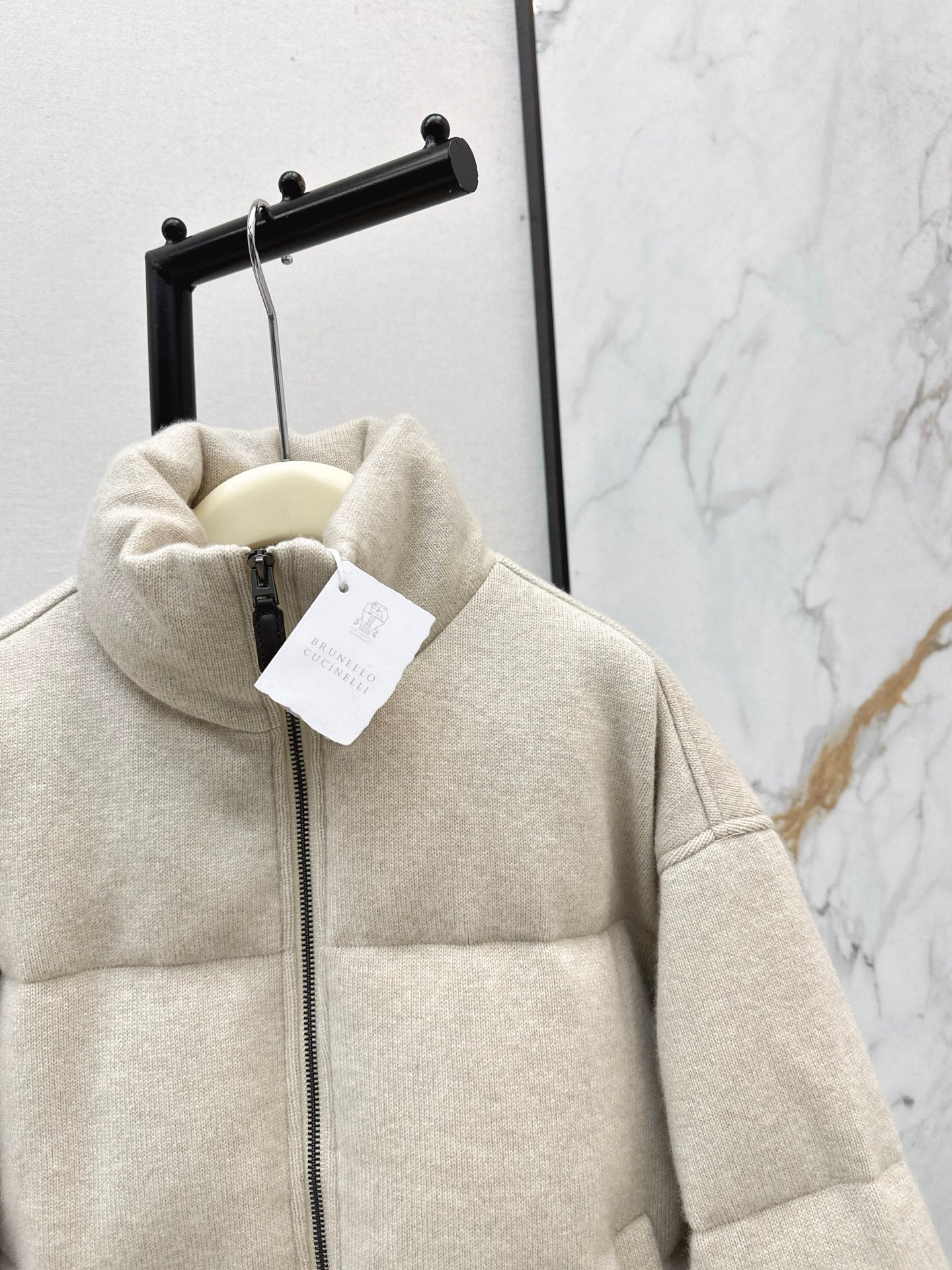 Brun 25fw down jacket