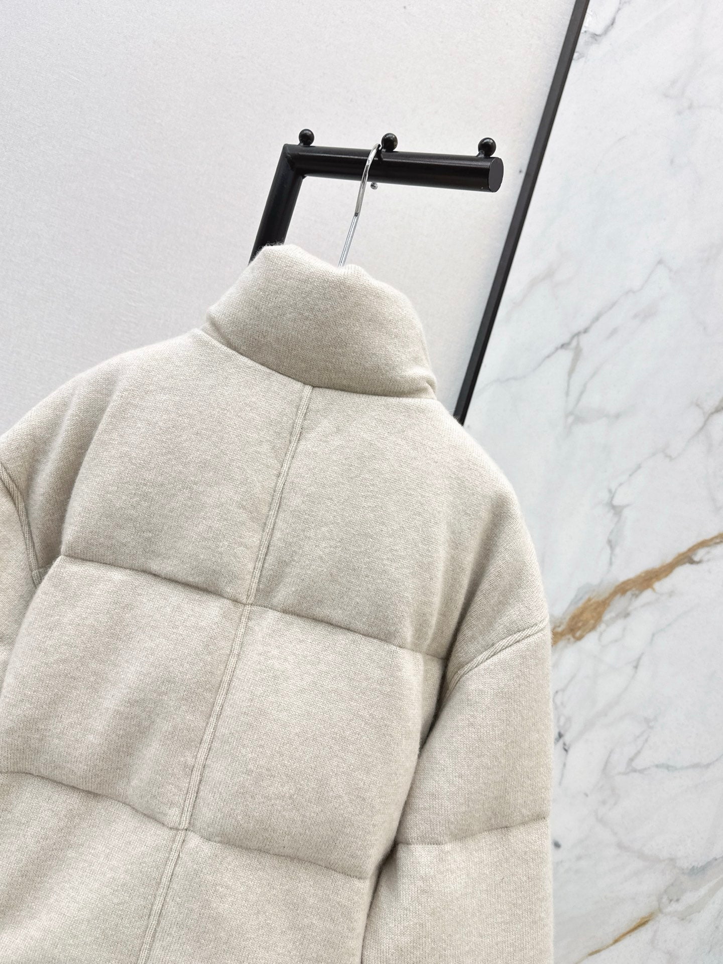 Brun 25fw down jacket