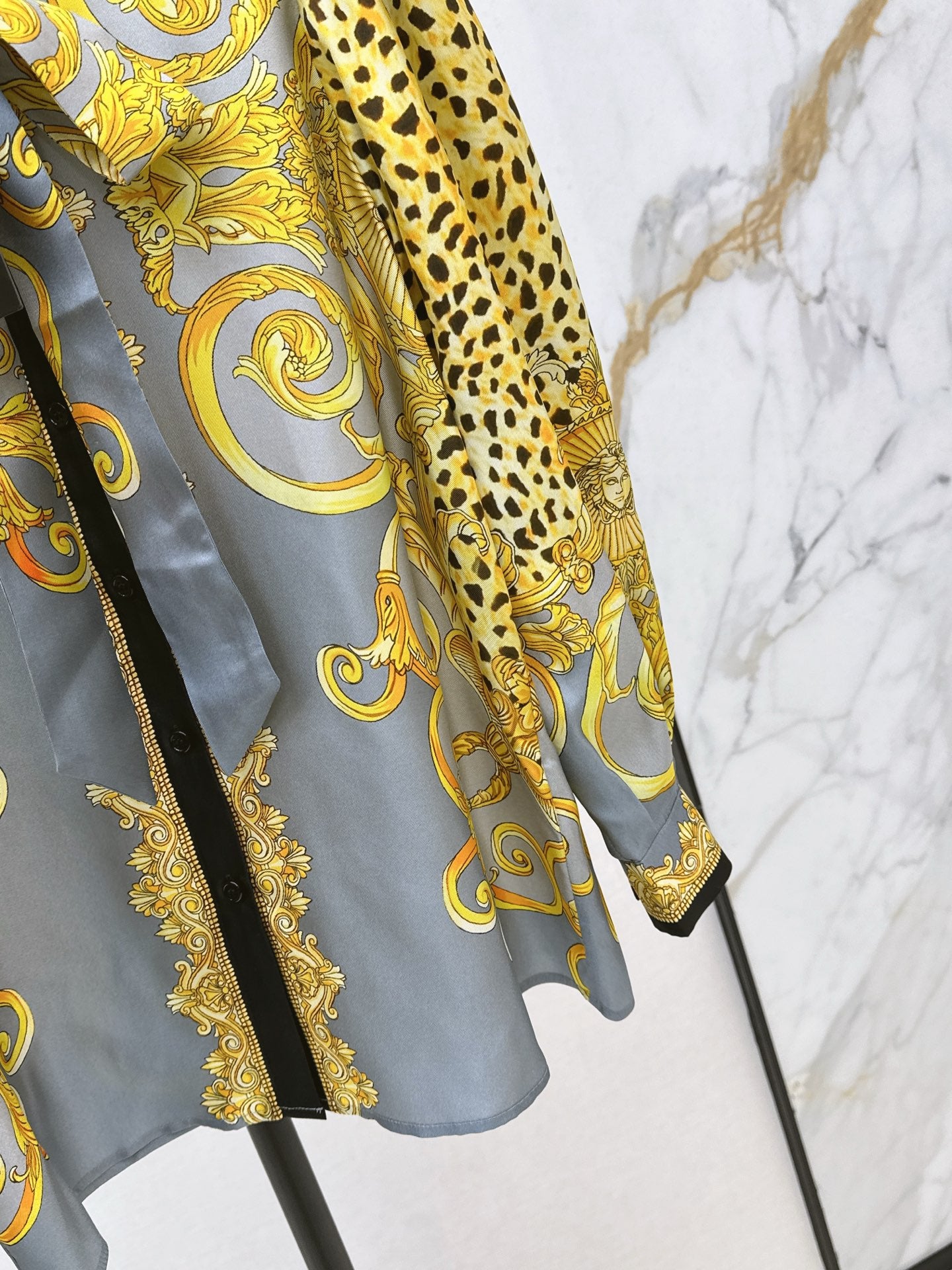 Ver 25fw print silk shirt