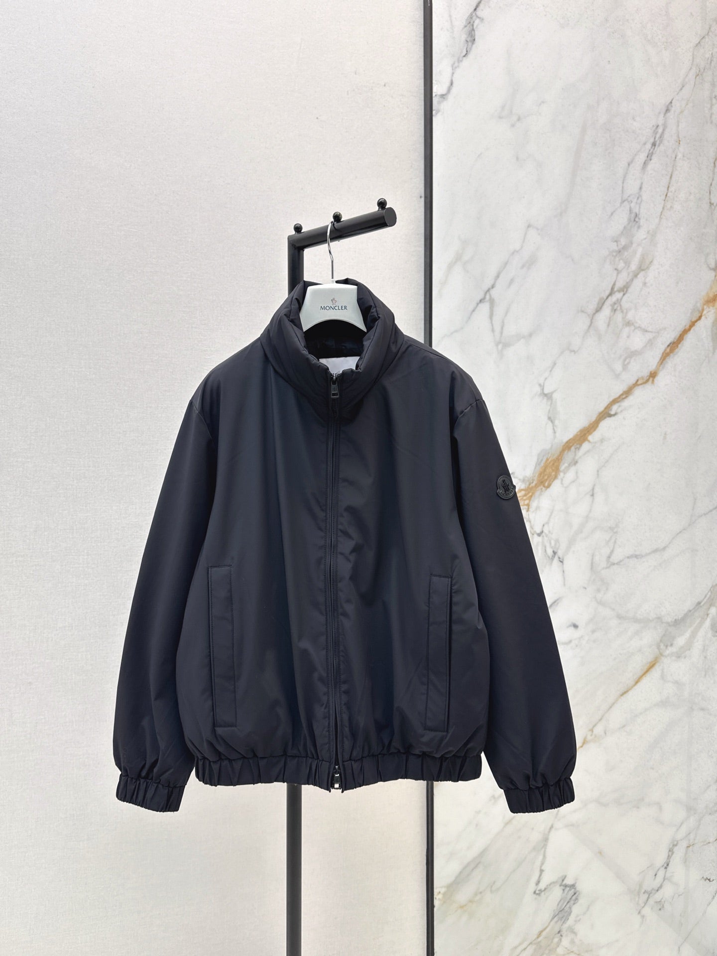 Monc 25fw down jacket