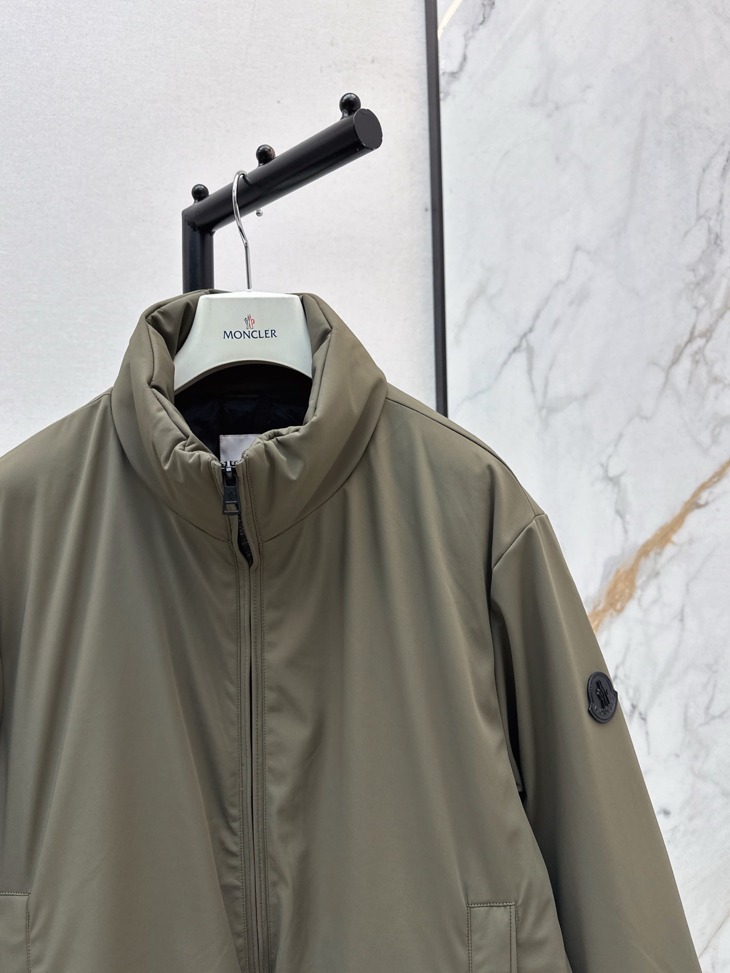 Monc 25fw down jacket