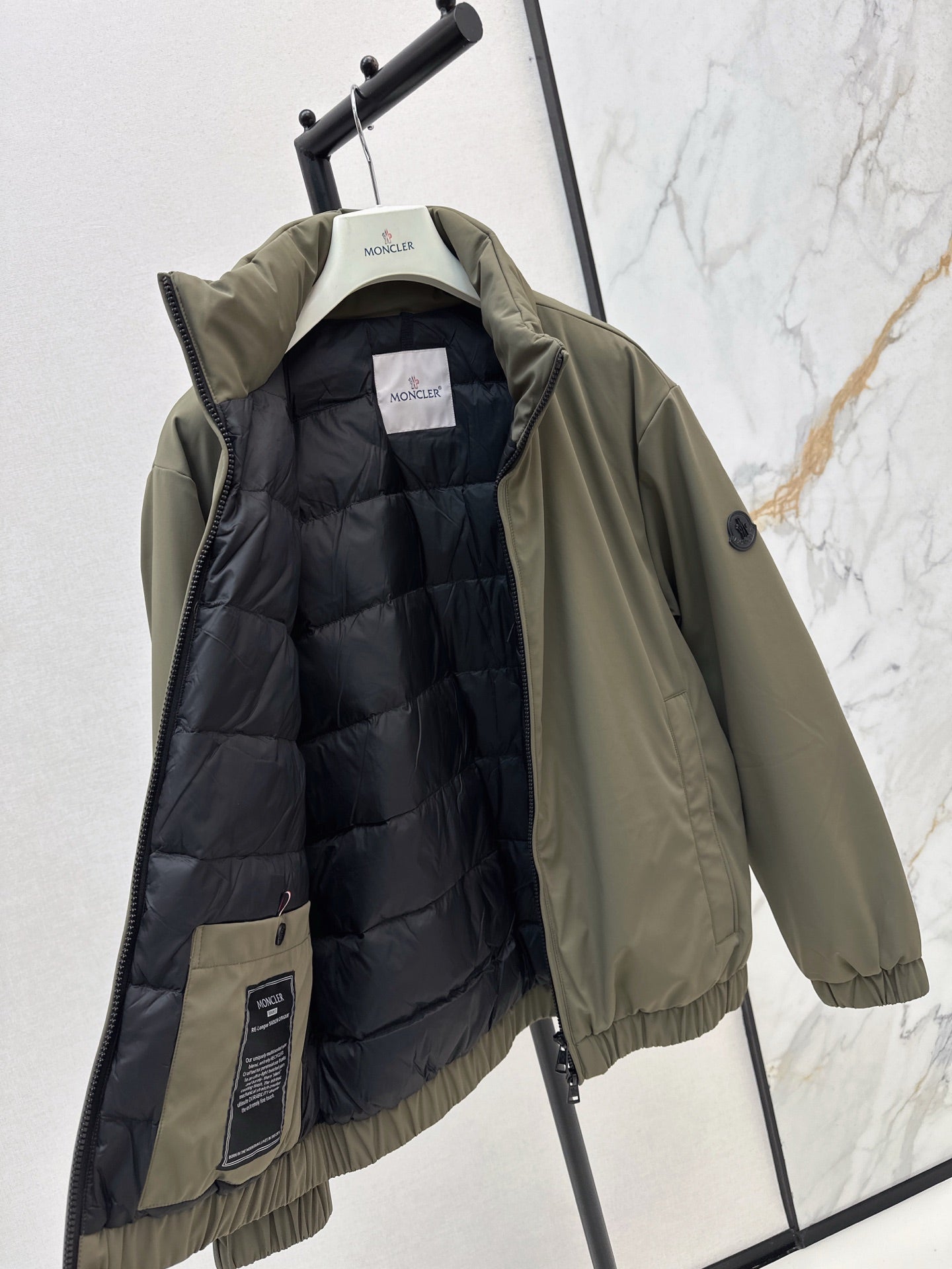 Monc 25fw down jacket