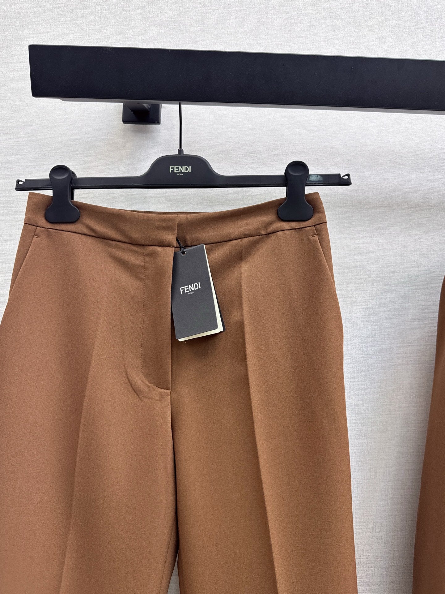 Fend 25fw dress pants