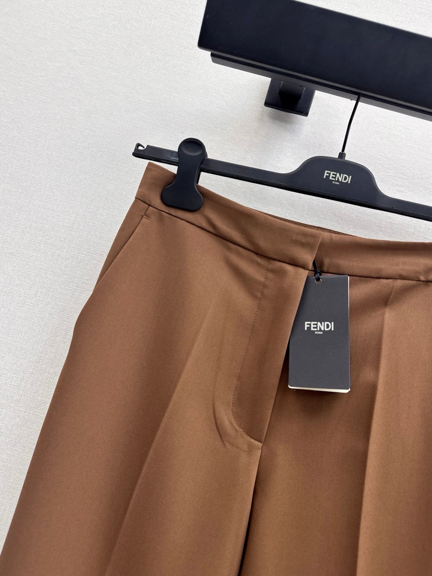 Fend 25fw dress pants