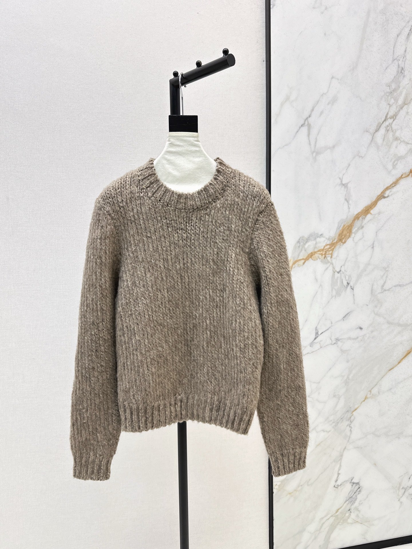Celi 25fw sweater