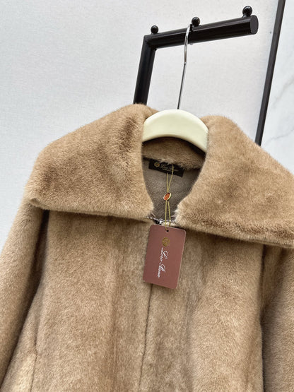 Loro 25fw fur jacket
