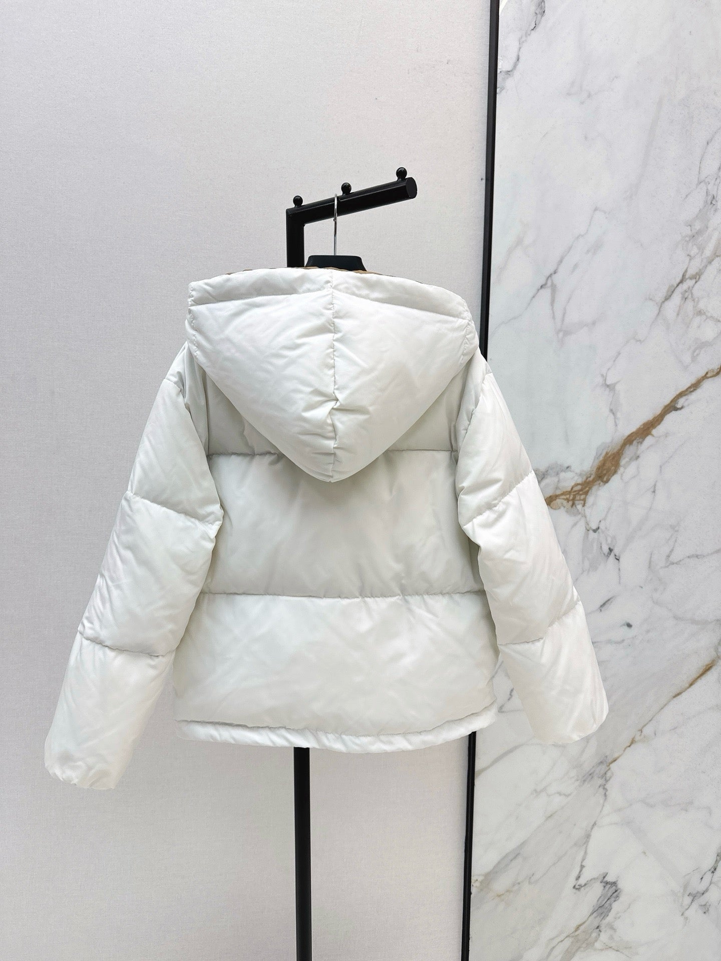 Pra 25fw down jacket