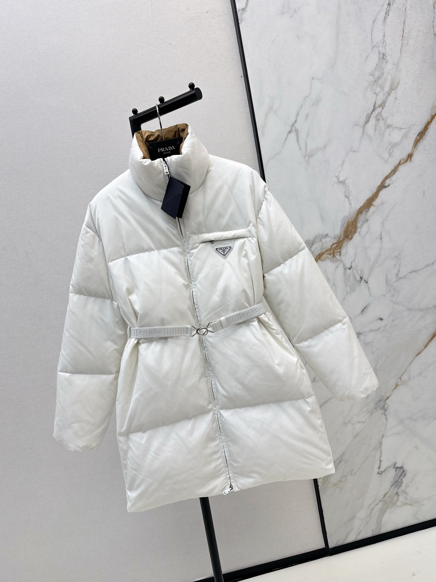 Pra 25fw down jacket