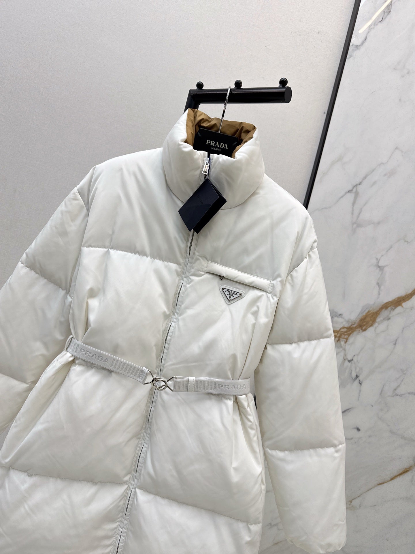 Pra 25fw down jacket
