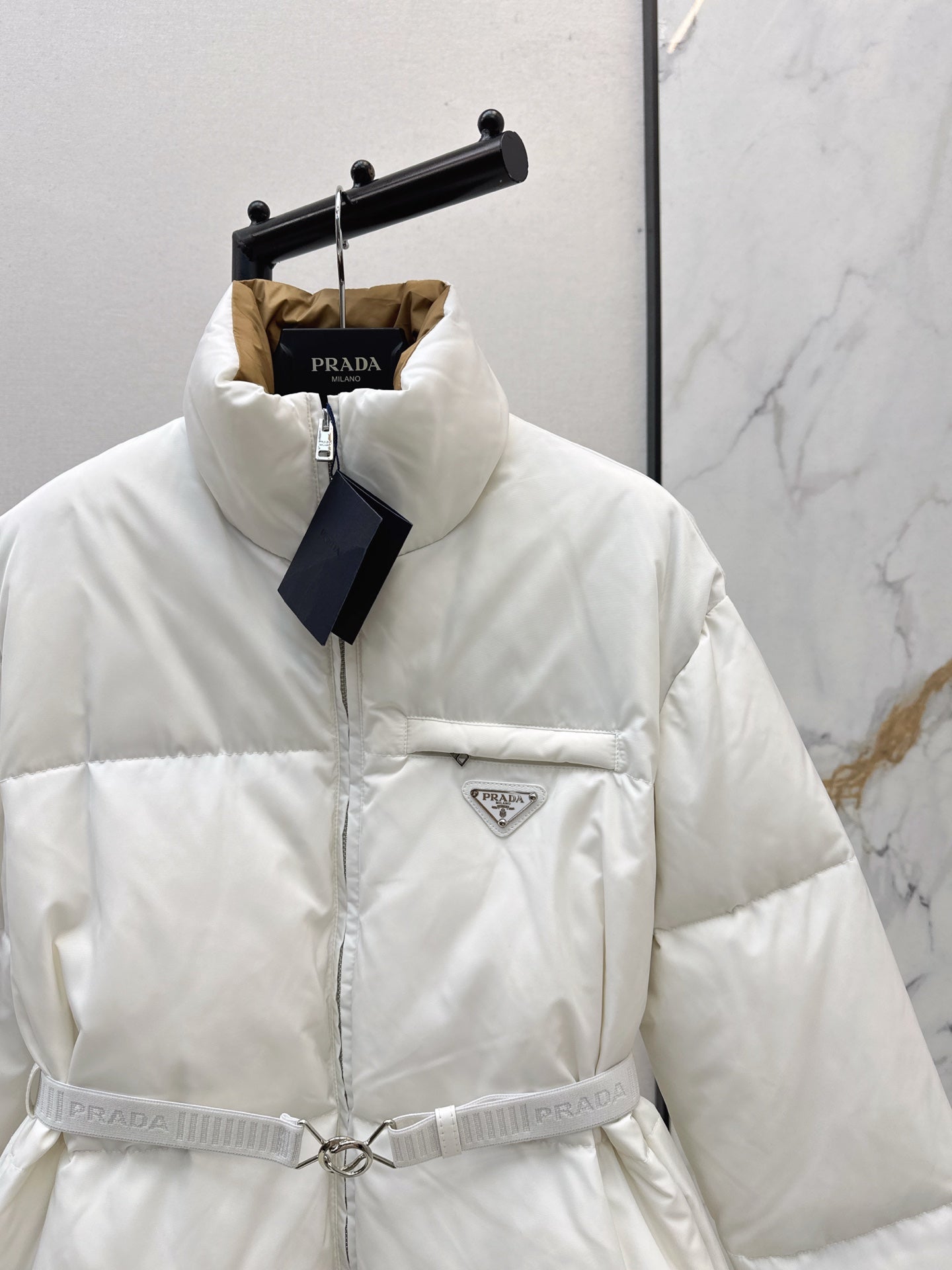 Pra 25fw down jacket