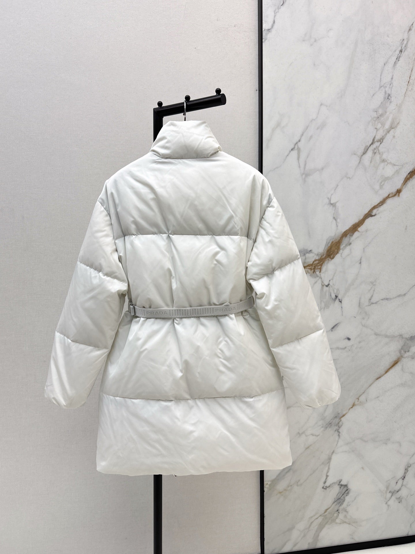 Pra 25fw down jacket