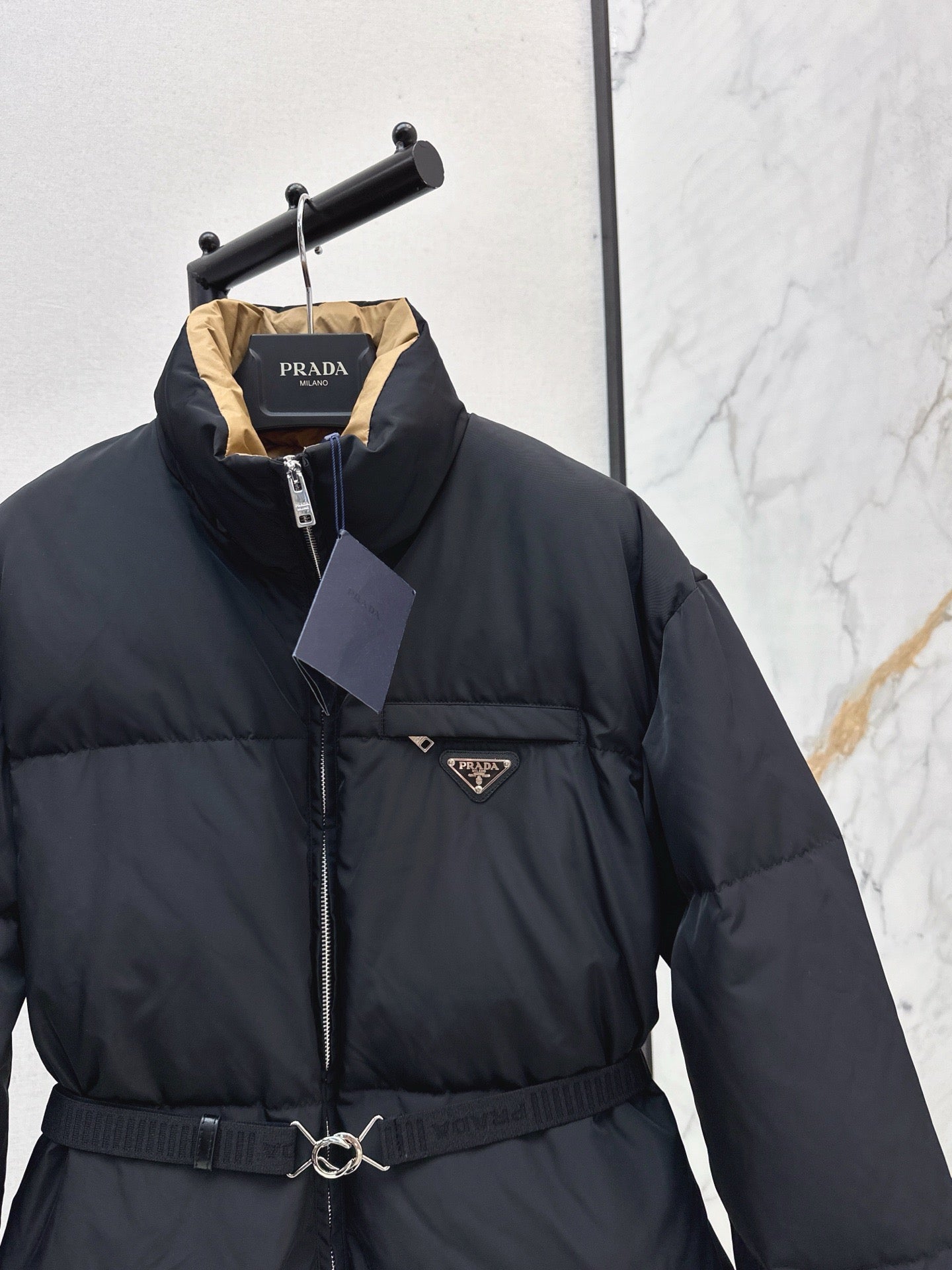 Pra 25fw down jacket