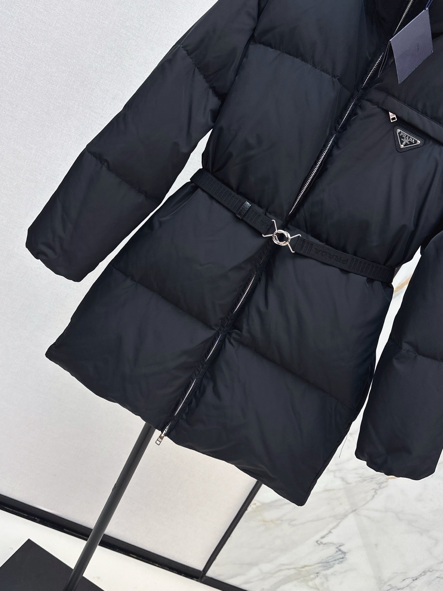 Pra 25fw down jacket