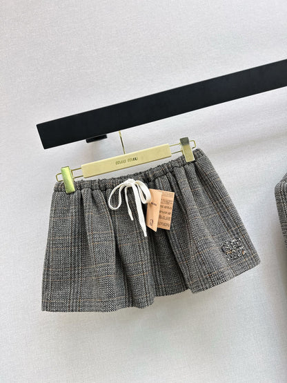 Miu 25fw bud miniskirt