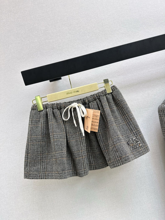 Miu 25fw bud miniskirt