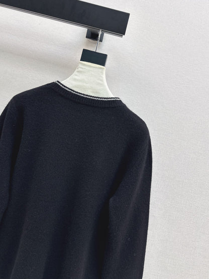 CD 25fw embroidery sweater