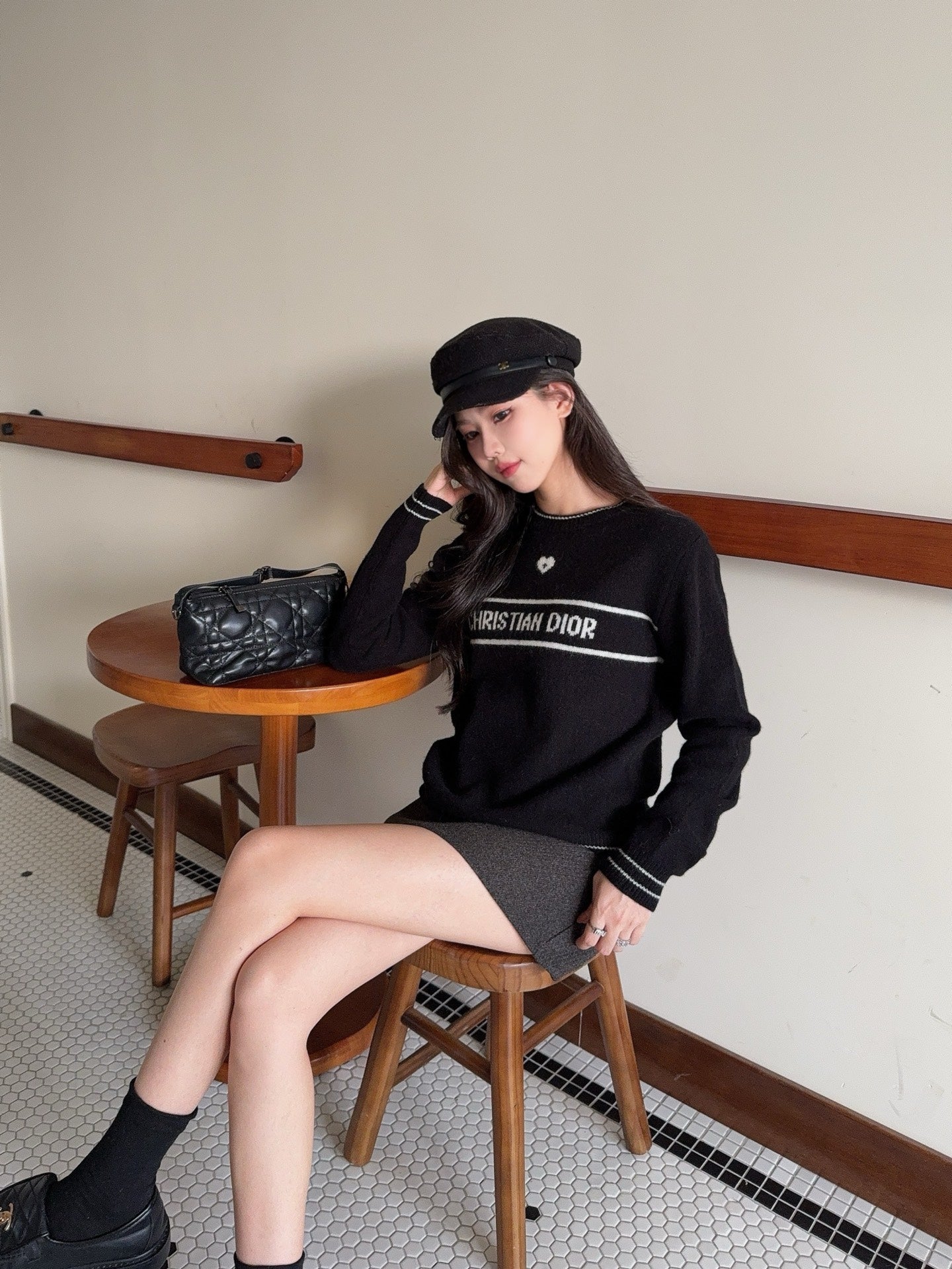 CD 25fw embroidery sweater