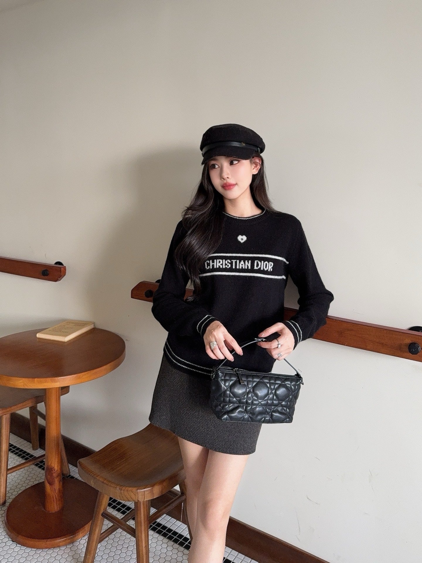 CD 25fw embroidery sweater