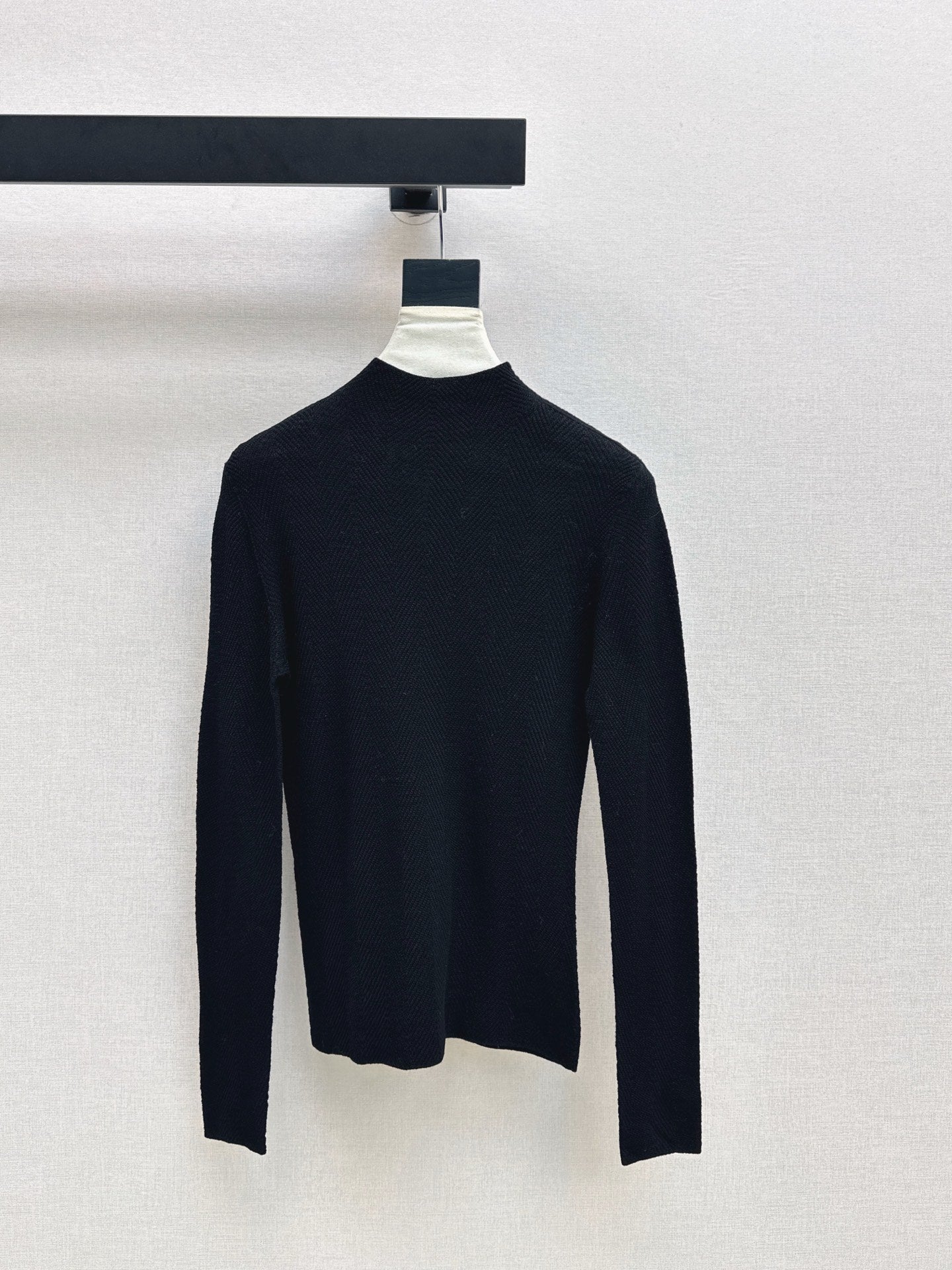 Loro 25fw wool base layer