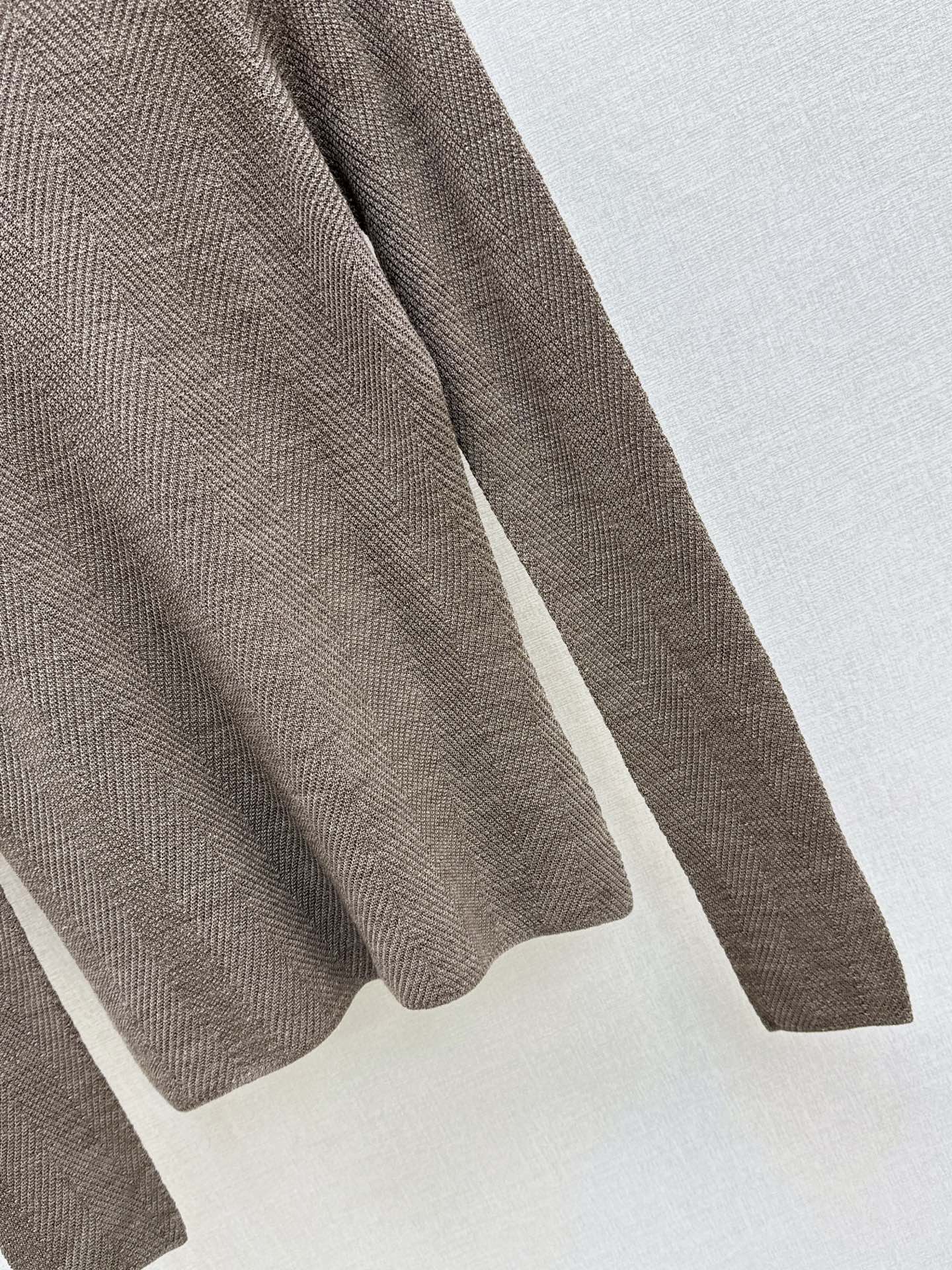 Loro 25fw wool base layer