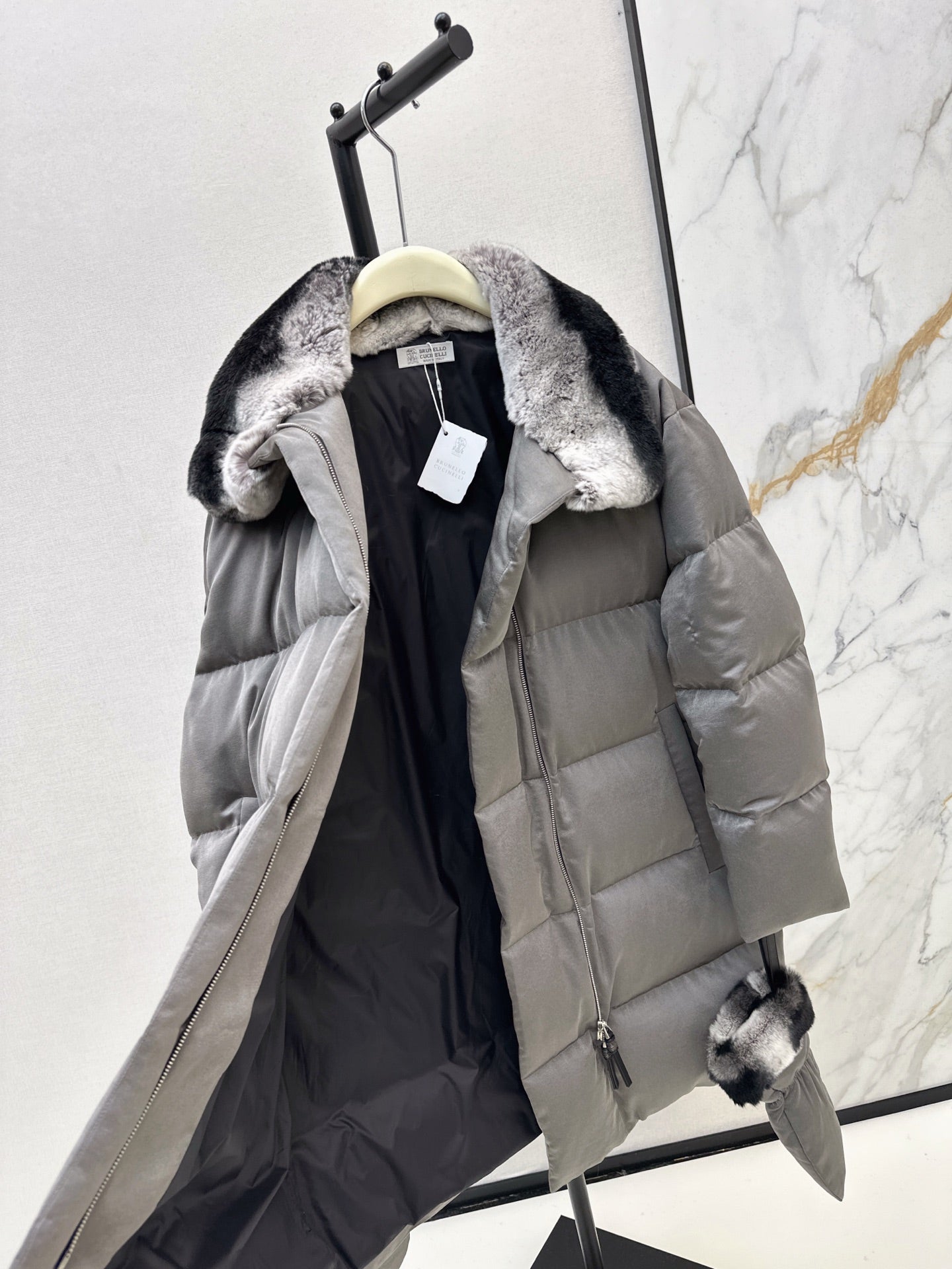 Brun 25fw down jacket