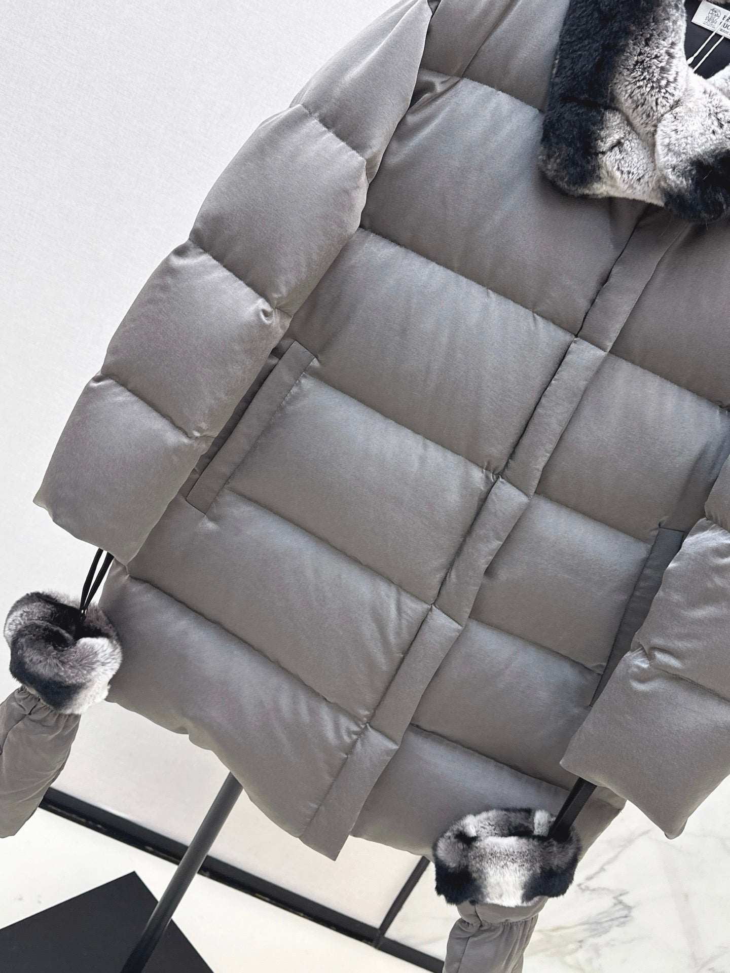 Brun 25fw down jacket