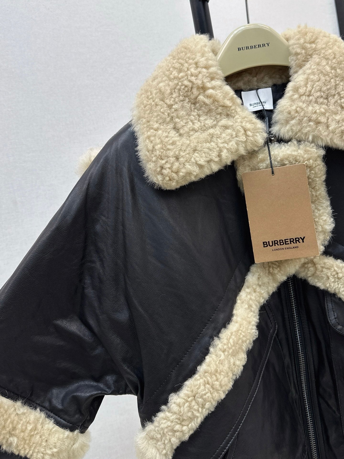 Bur 25fw fur jacket