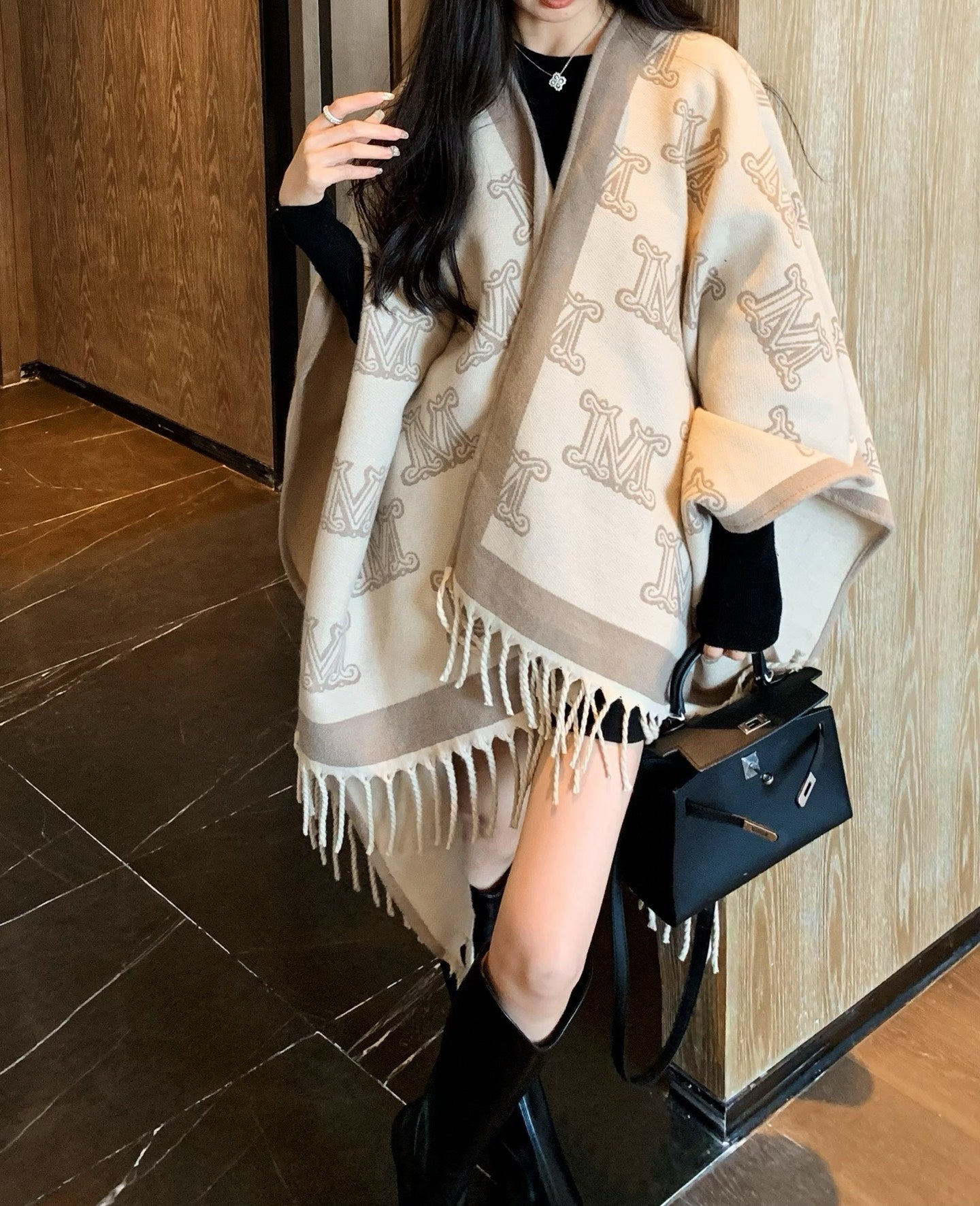 Max 25fw wool cape